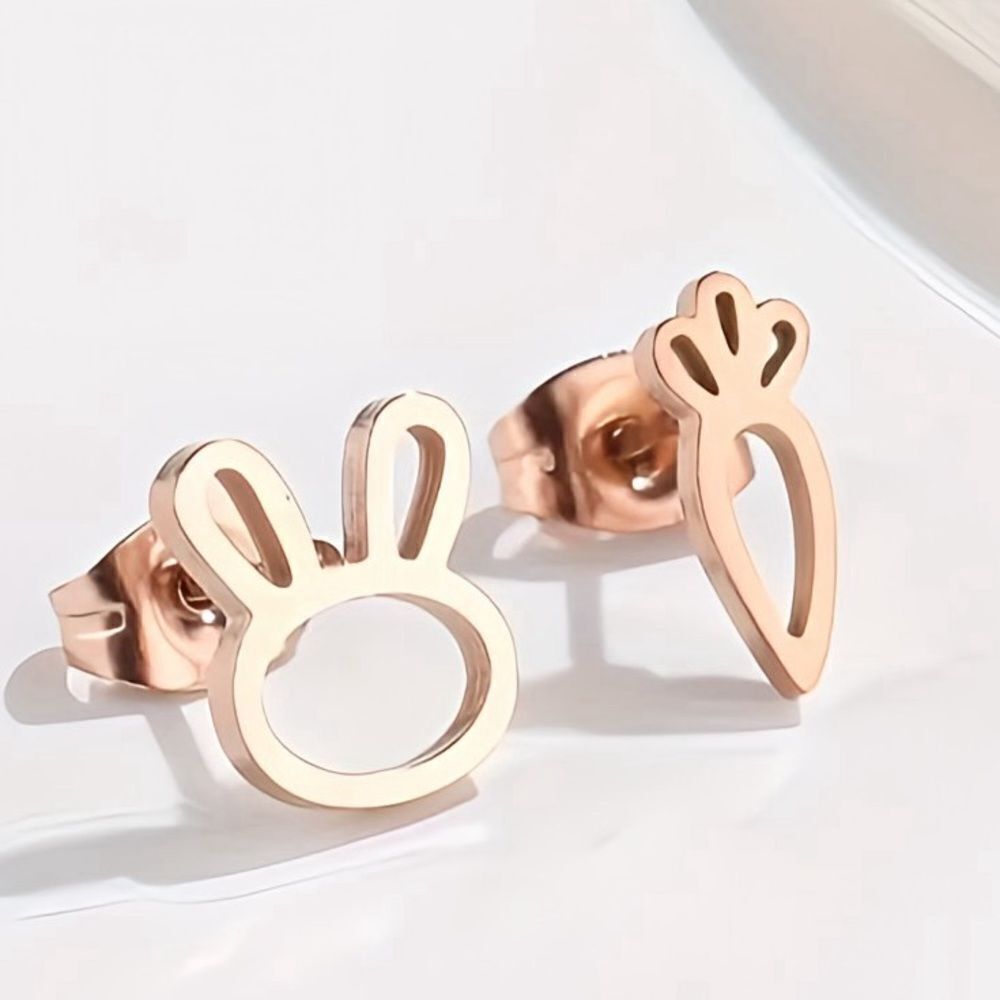 NWT MINIMALIST BUNNY & CARROT ROSE GOLD STUD EARRINGS